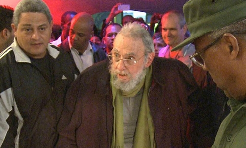 Fidel Castro makes first public appearance in nine months