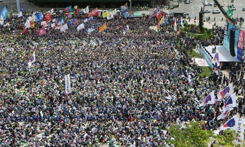 Tens of thousands join May Day rally in S. Korea