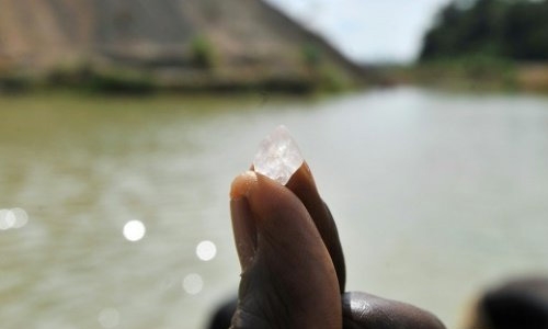 'Blood diamond' suspect dies in Belgian prison