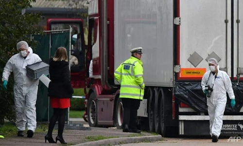 UK police say 39 found dead in truck were Chinese