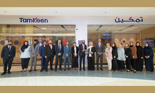 Tamkeen bags top award for excellence in customer service