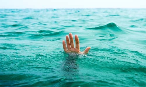 Elderly Bahraini drowns in sea