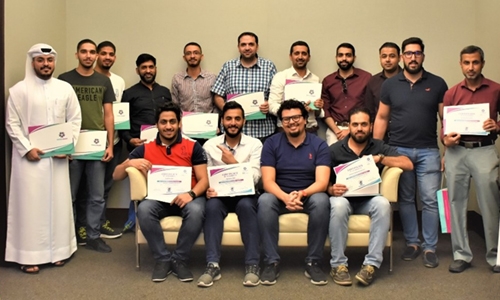 Bahrainis trained for the AWS Solutions Architect 