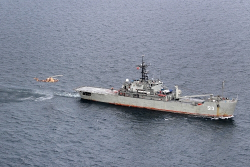 Naval forces in Gulf warn ships against nearing Iranian waters