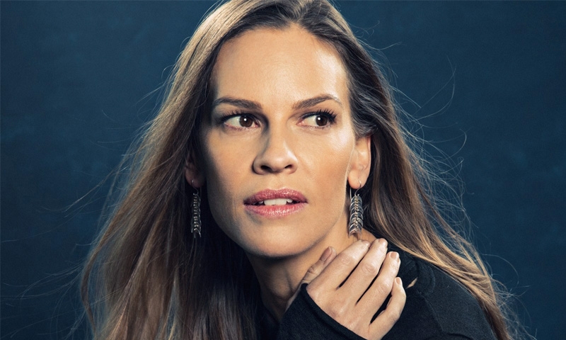 Hilary Swank doesn’t own a TV