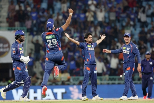 Thakur claims first five-wicket haul of IPL season as Lucknow win