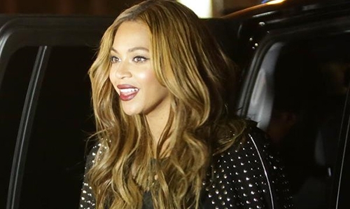 Beyonce unveils 'Lemonade' amid album speculation