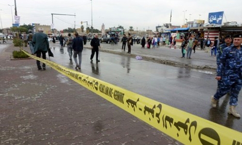 IS suicide bomber hits Baghdad shops, killing seven