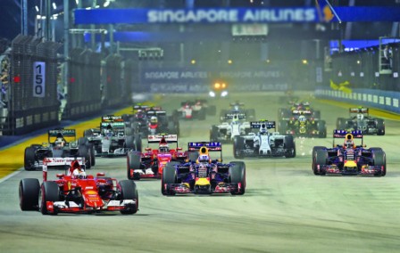 Vettel slams 'crazy' pic-snapping track invader