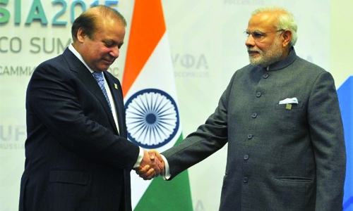 India's Modi on surprise Pakistan visit to meet PM