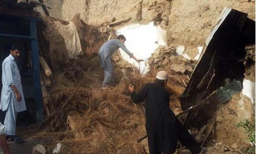 Rescuers hunt for survivors of massive Afghan-Pakistan quake