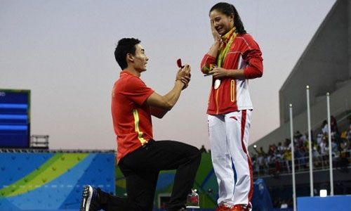 Podium to proposal as Chinese pair dive into marriage