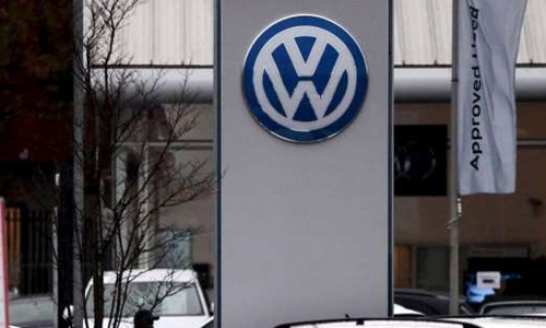 VW group recalls 800,000 vehicles over possible footpedal problem