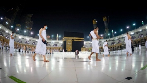 Saudi Arabia allows Umrah for pilgrims from abroad