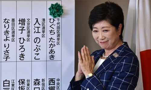 Poll shows Tokyo governor’s party threat to Abe