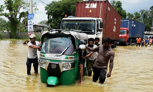 Foreign aid arrives as Sri Lanka flood toll exceeds 200