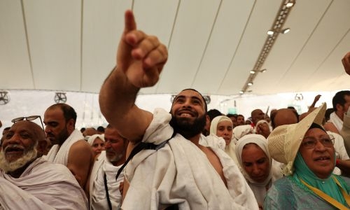 Pilgrims perform ‘stoning of the devil’ as Muslims mark Eid Al Adha