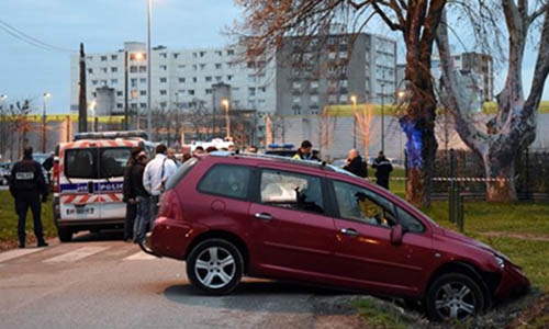 Driver 'wanted to kill soldiers' guarding French mosque