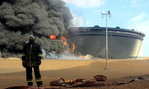 Guard killed in 'IS attack' near Libya oil plant