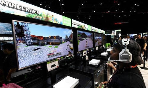 Video game play as spectator sport center-stage at E3