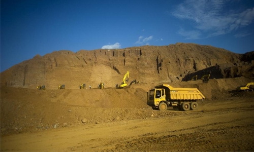 New landslide sweeps through Myanmar jade mine