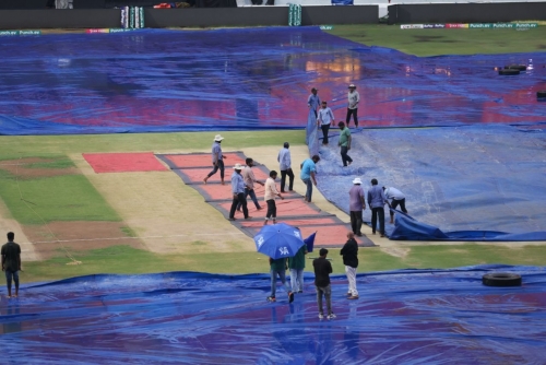 Hyderabad secure IPL play-off spot after washout