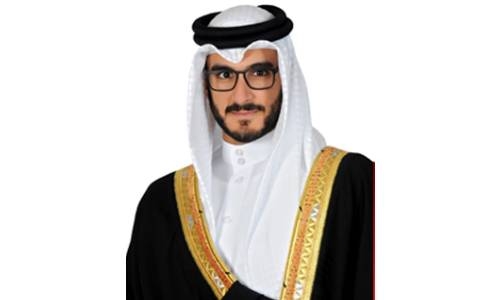 Bahraini students can now apply for educational scholarships