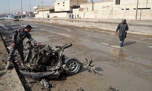 Car bombing kills at least 10 in Iraq's Baquba