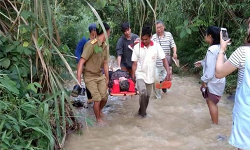 13 Chinese tourists killed as bus plunges into ravine in Laos