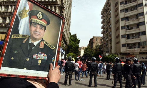 Egypt's Sisi ignores criticism, vaunts economic achievements