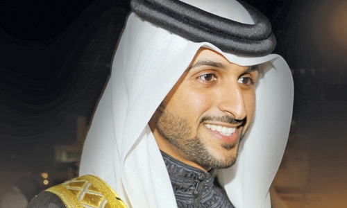 Nasser bin Hamad attends Bahrain Tournament for Falcon, Hunting