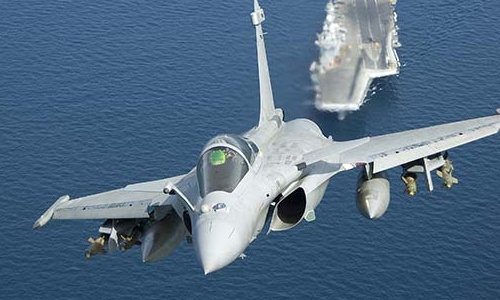 India signs deal to buy 36 French Rafale fighter jets