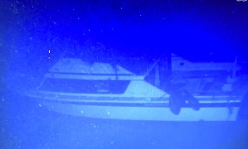 Lebanese submarine finds 10 bodies on sunken migrant ship