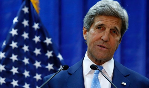 Coalition, Iraq to 'turn up the pressure' on IS: Kerry