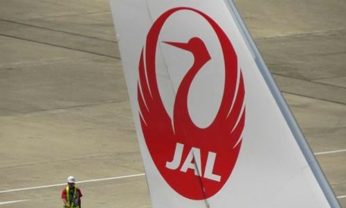 Japan Airlines flight makes emergency landing in Tokyo