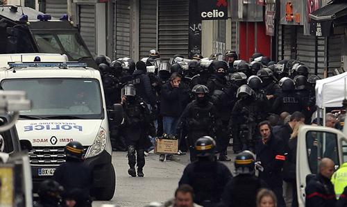 Mastermind of Paris attacks died in police raid