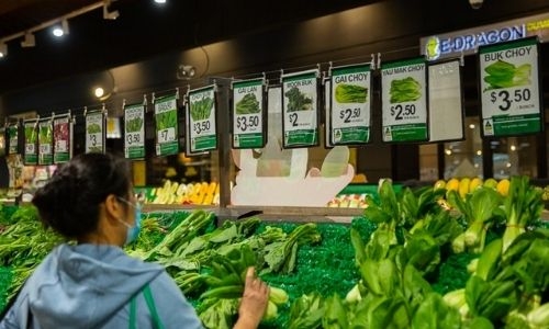  Food prices soar to record levels