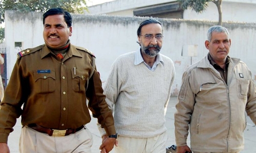 Indian court sentences pair to death over serial killings