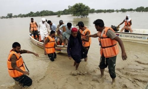 Pakistan flooding deaths pass 1,000 in climate catastrophe