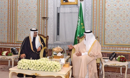 13th OIC summit: Crown Prince meets Saudi King
