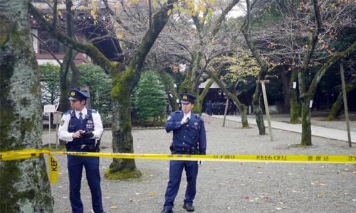 Explosion hits controversial Tokyo war shrine, no injuries