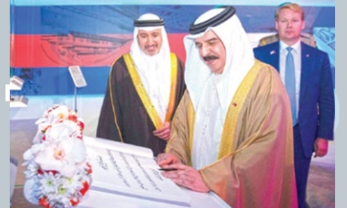 His Majesty inaugurates Alba Line 6 Expansion Project