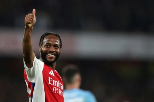 Sterling nets first Arsenal goal in League Cup romp, Liverpool crush West Ham