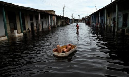 100 dead in storm Helene damage, flooding across US southeast