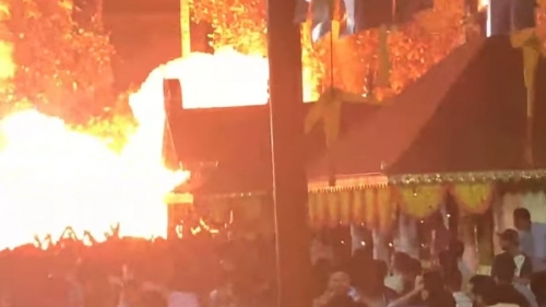 India temple firework explosion injures over 150