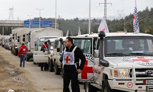 Aid trucks enter starvation-hit Syria town