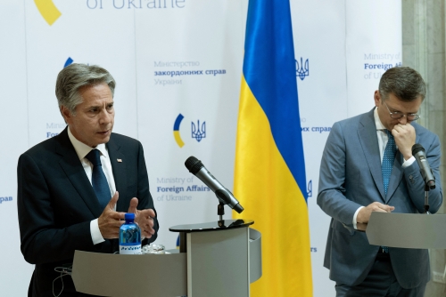 US announces $1 billion to aid Ukraine as Russian strike kills at least 17