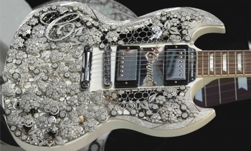 World’s most expensive guitar to be displayed at Abu Dhabi jewellery show 