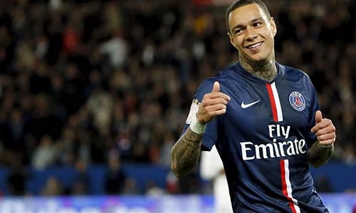 Van der Wiel to leave PSG