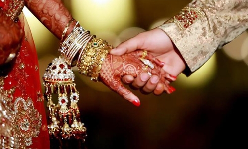 Indian groom ties knot after being shot on wedding day